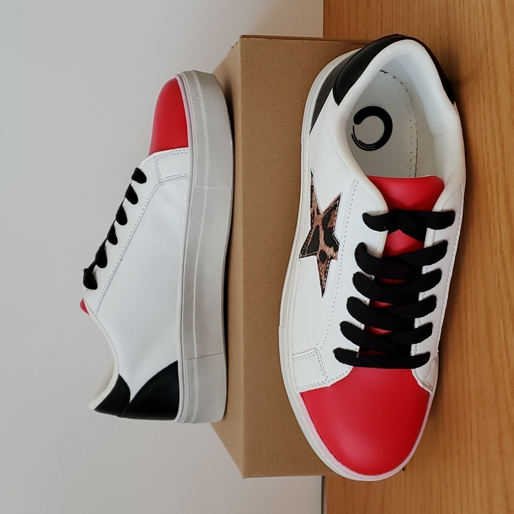 JOURNEE Collection Color Block Sneakers - Picture 3 of 7